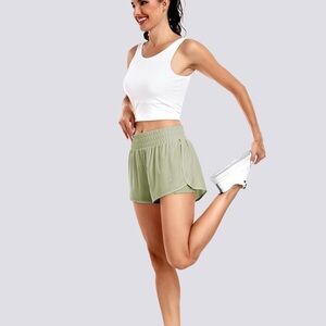 2 in 1 High Waisted Athletic Shorts Sz Small‎